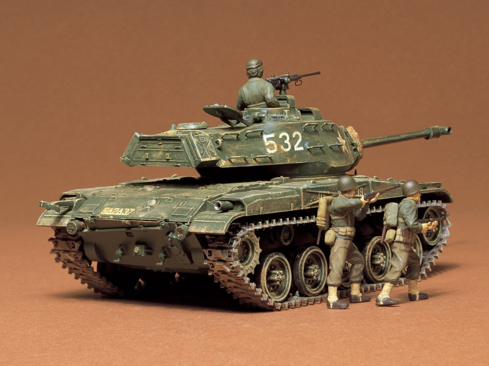 1/35 SCALE U.S. M41 WALKER BULLDOG