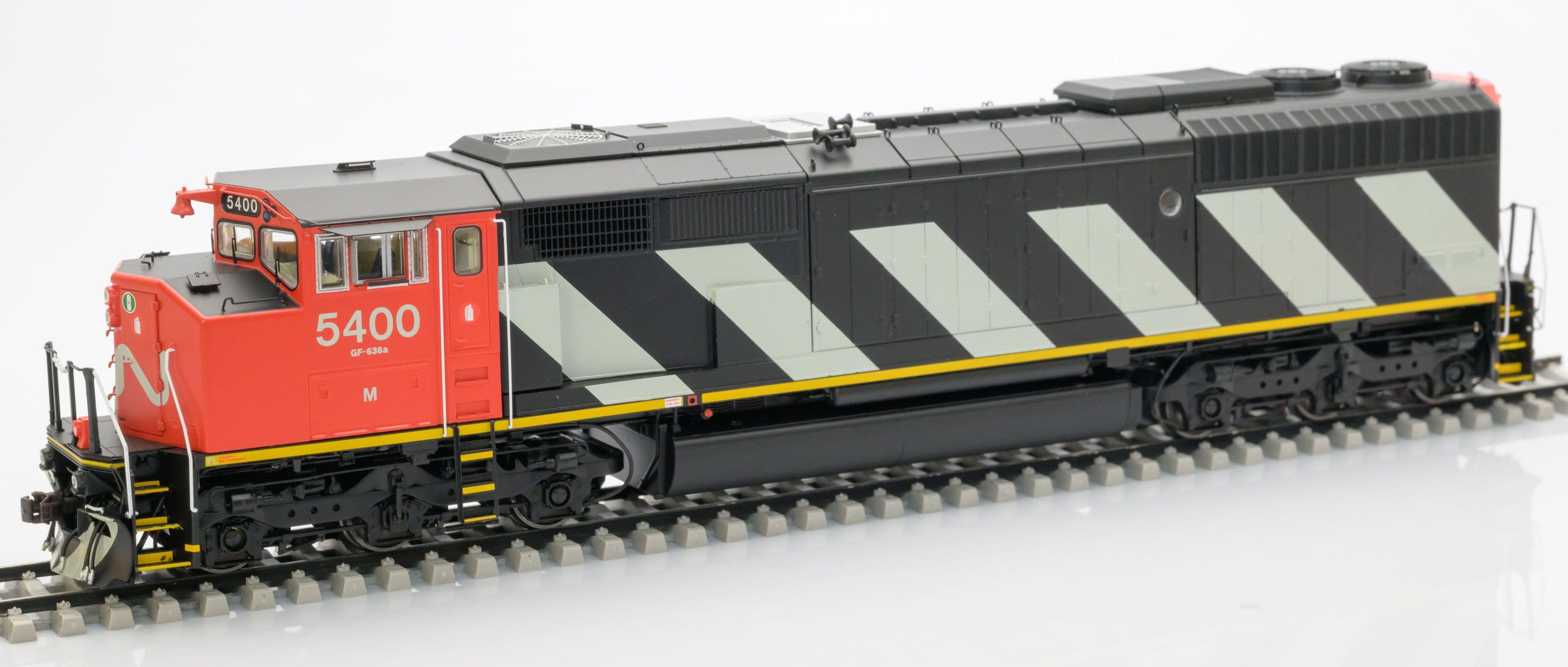 Aurora Miniatures  CN SD50F Stripes Scheme DCC & Sound