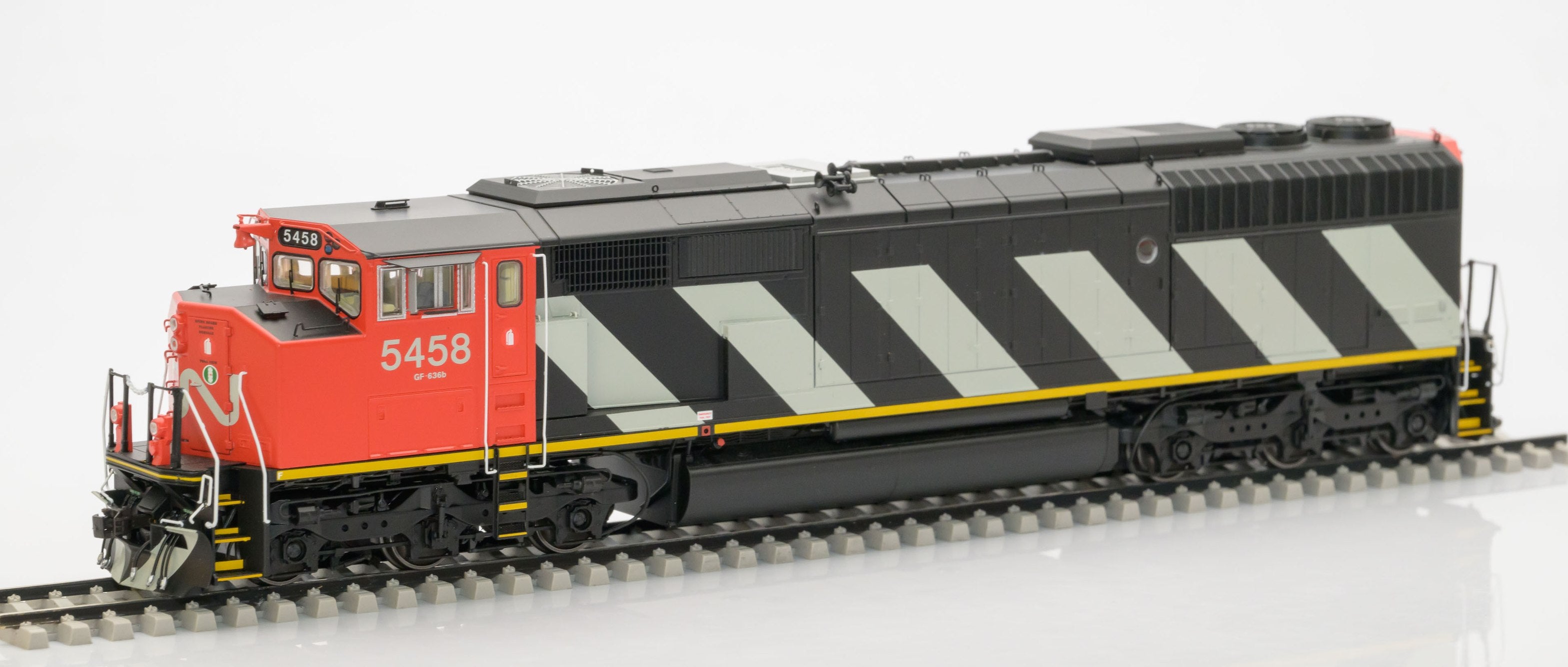 Aurora Miniatures  CN SD50F Stripes Scheme DCC & Sound