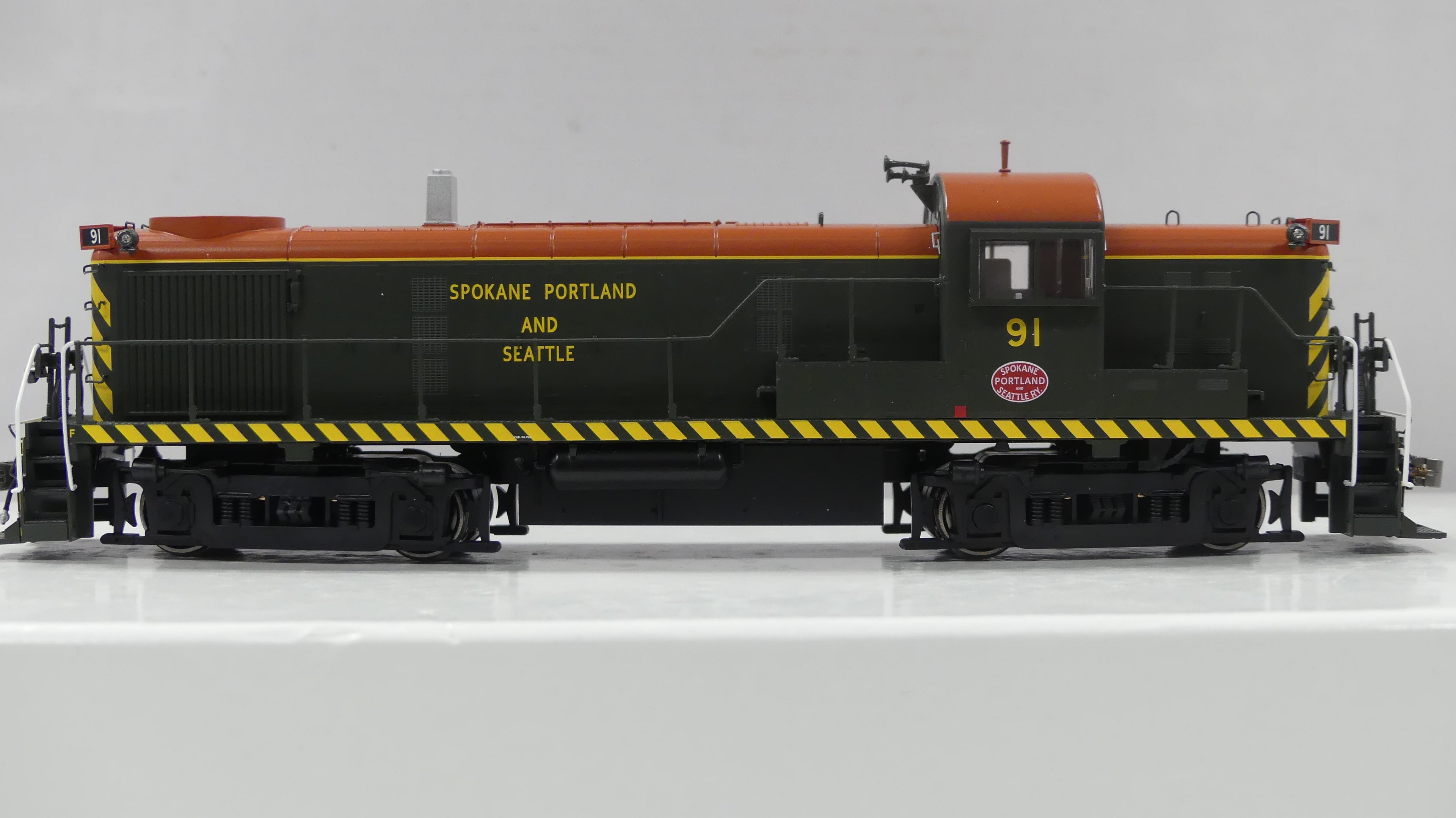 Bowser HO Scale RS-3 Spokane, Portland & Seattle DCC & Sound