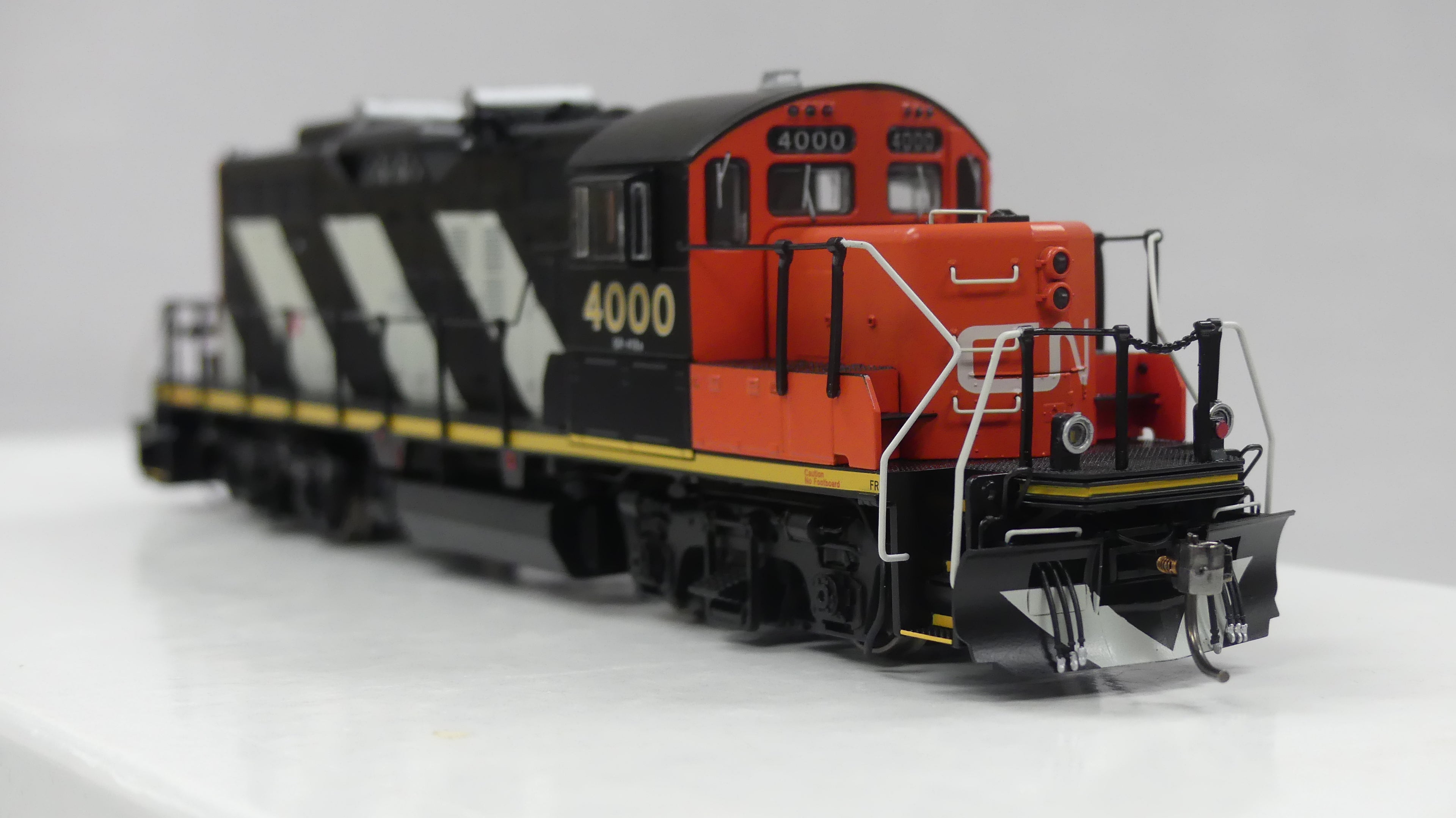 Rapido HO Scale GP9RM Canadian National (Stripe Scheme) DCC Ready