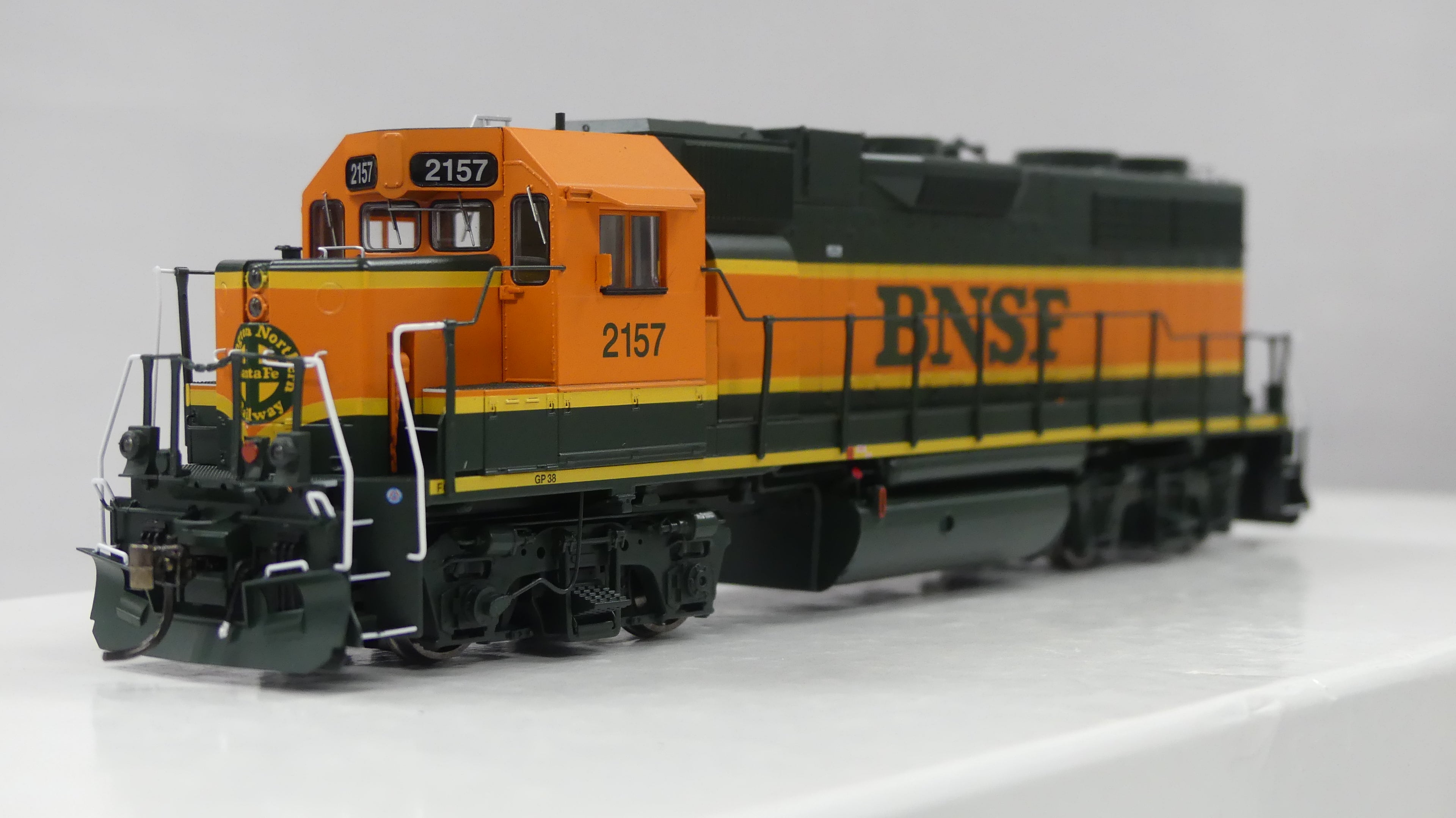 Rapido HO Scale EMD GP38 BNSF (H1) DCC & Sound