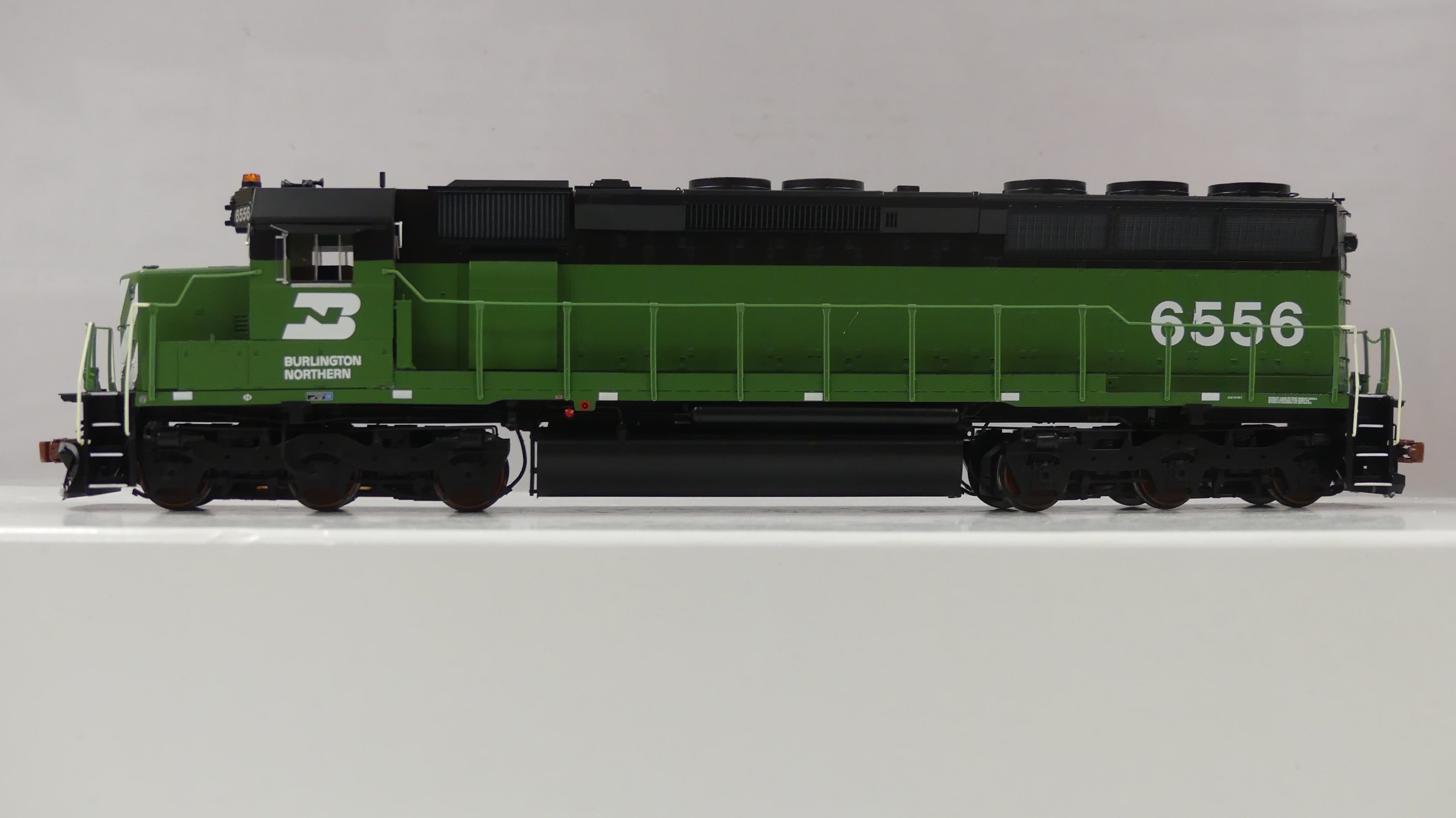 Scaletrains Rivet Counter Ho Scale SD45 Burlington Northern DCC & Sound