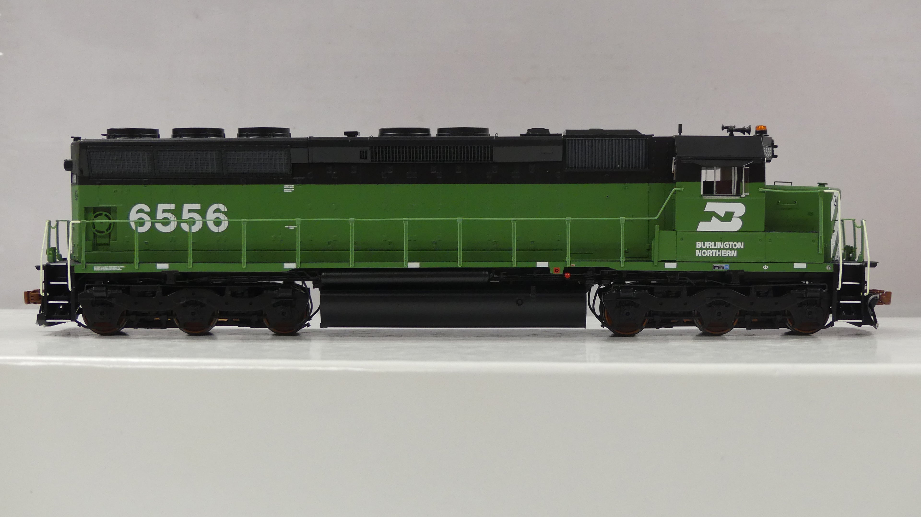 Scaletrains Rivet Counter Ho Scale SD45 Burlington Northern DCC & Sound
