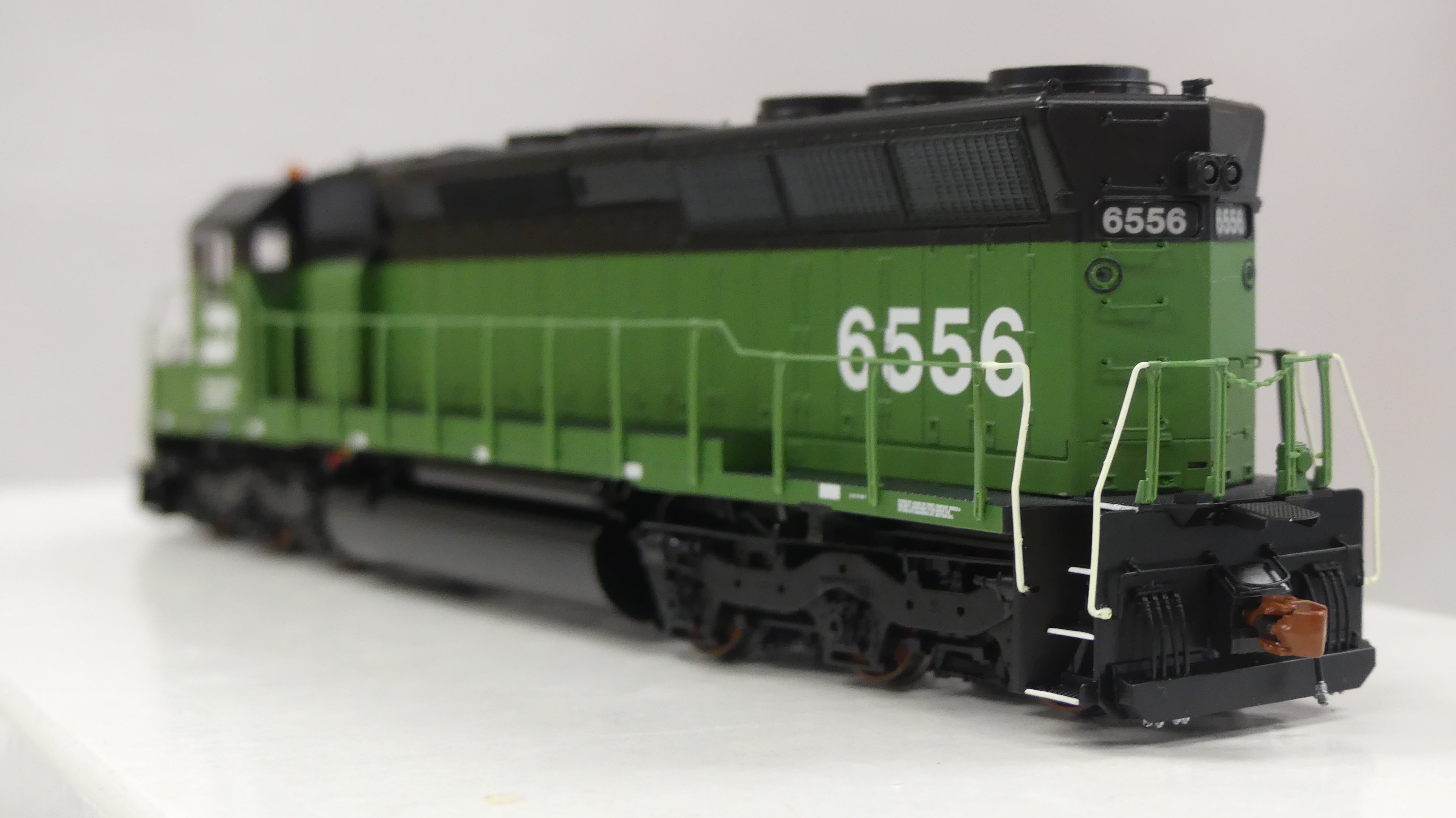 Scaletrains Rivet Counter Ho Scale SD45 Burlington Northern DCC & Sound