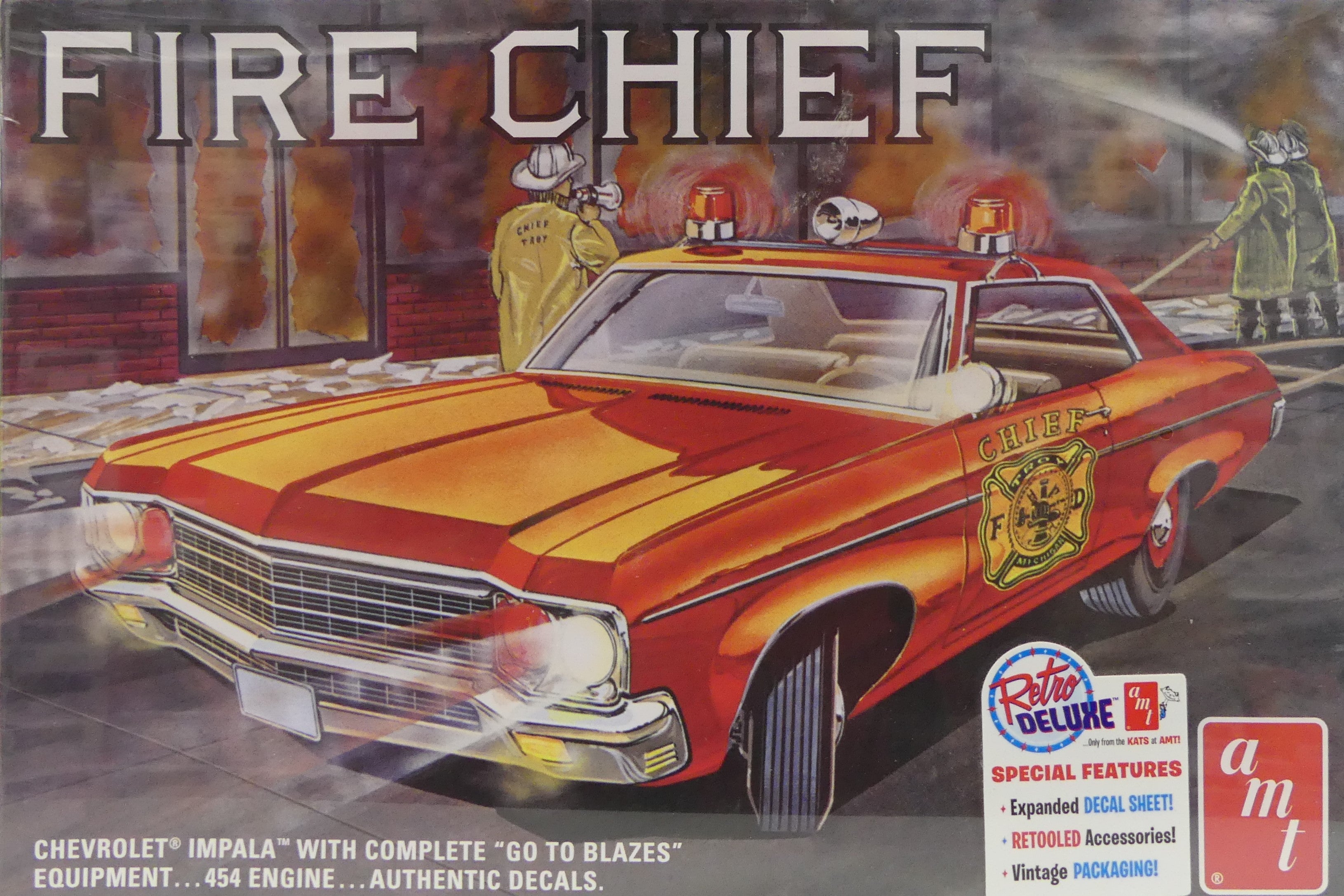 AMT 1970 Chevy Impala Fire Chief 1:25 Scale Model Kit