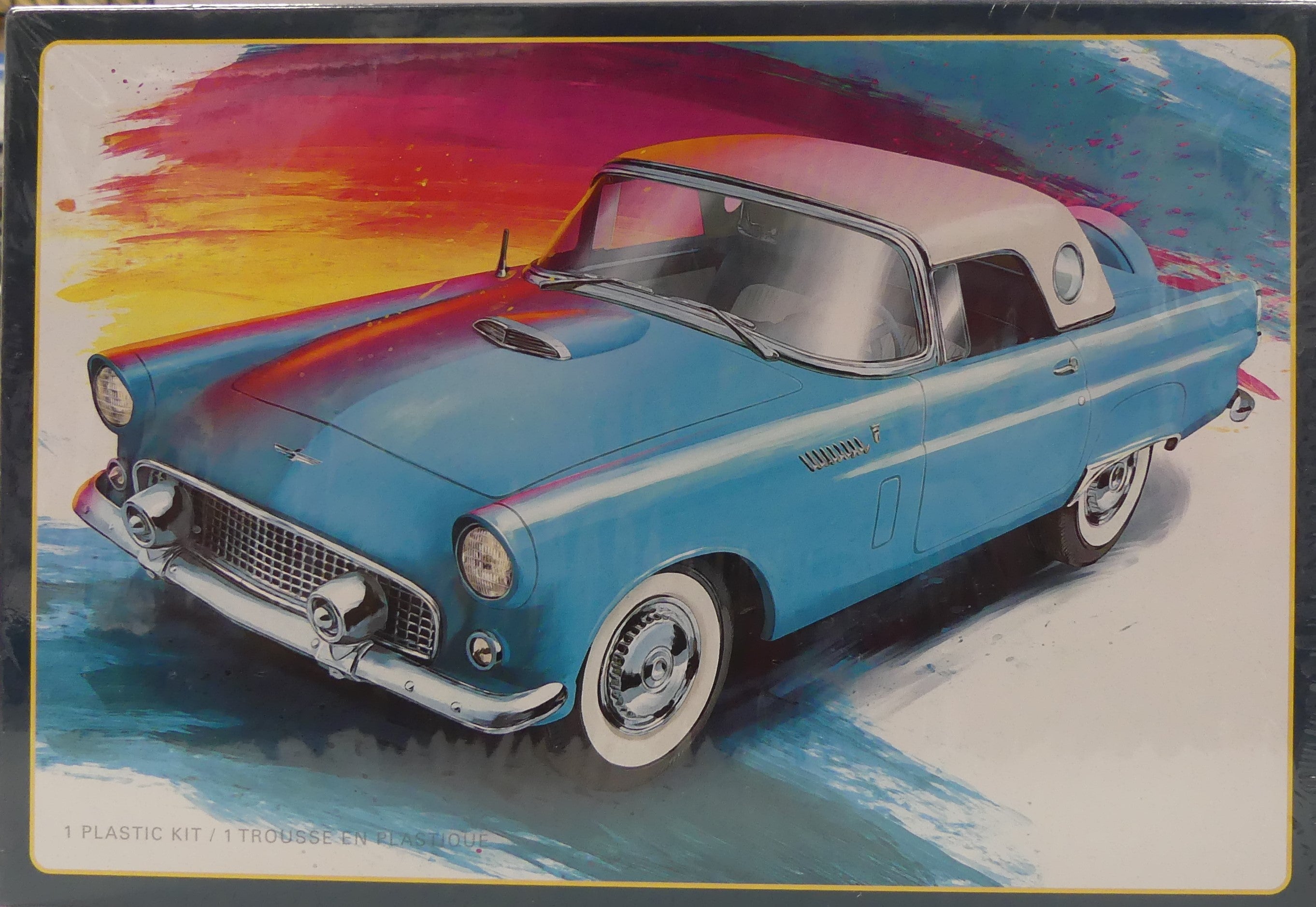 AMT 1956 Ford Thunderbird 1:25 Scale Model Kit