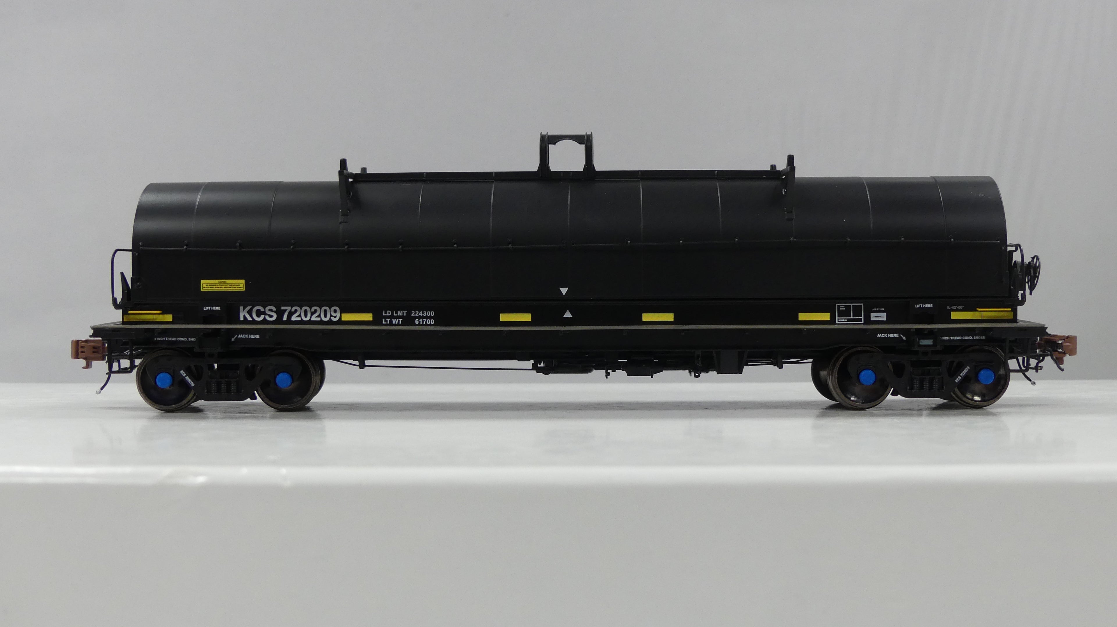 Rivet Counter HO Scale Thrall-Trinity 42’ Coil Steel Car, Kansas City Southern