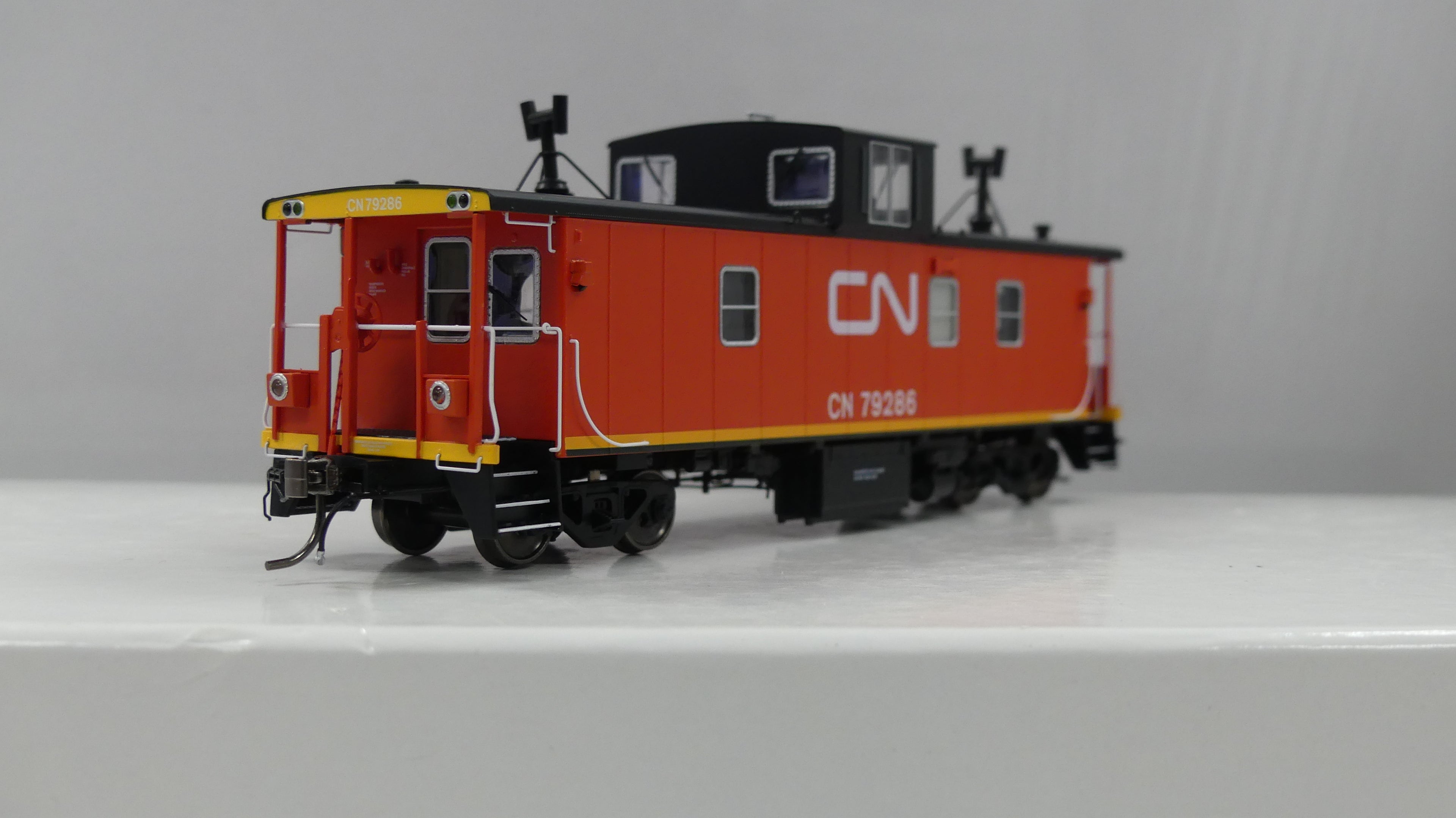 Rapido HO CN Hawker-Siddeley Caboose CN - International Service #79286