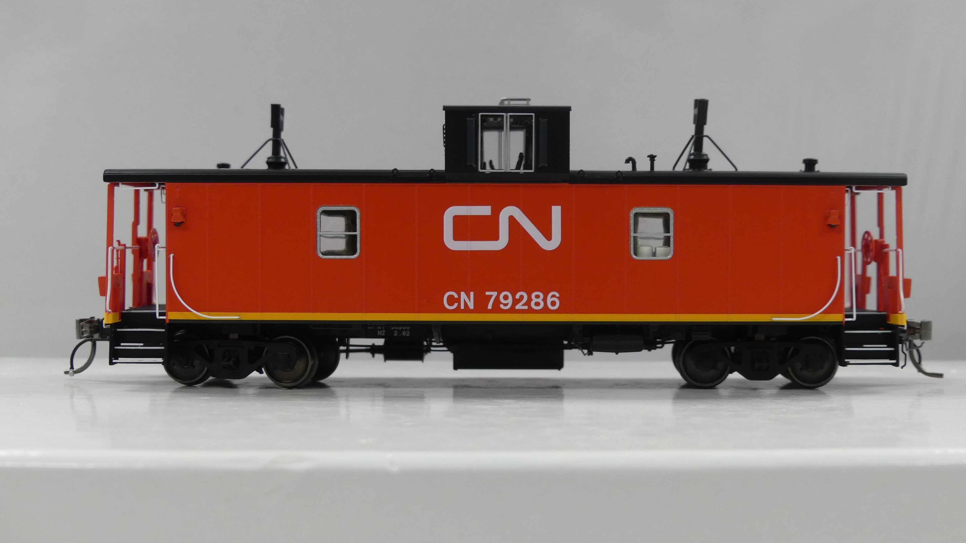 Rapido HO CN Hawker-Siddeley Caboose CN - International Service #79286