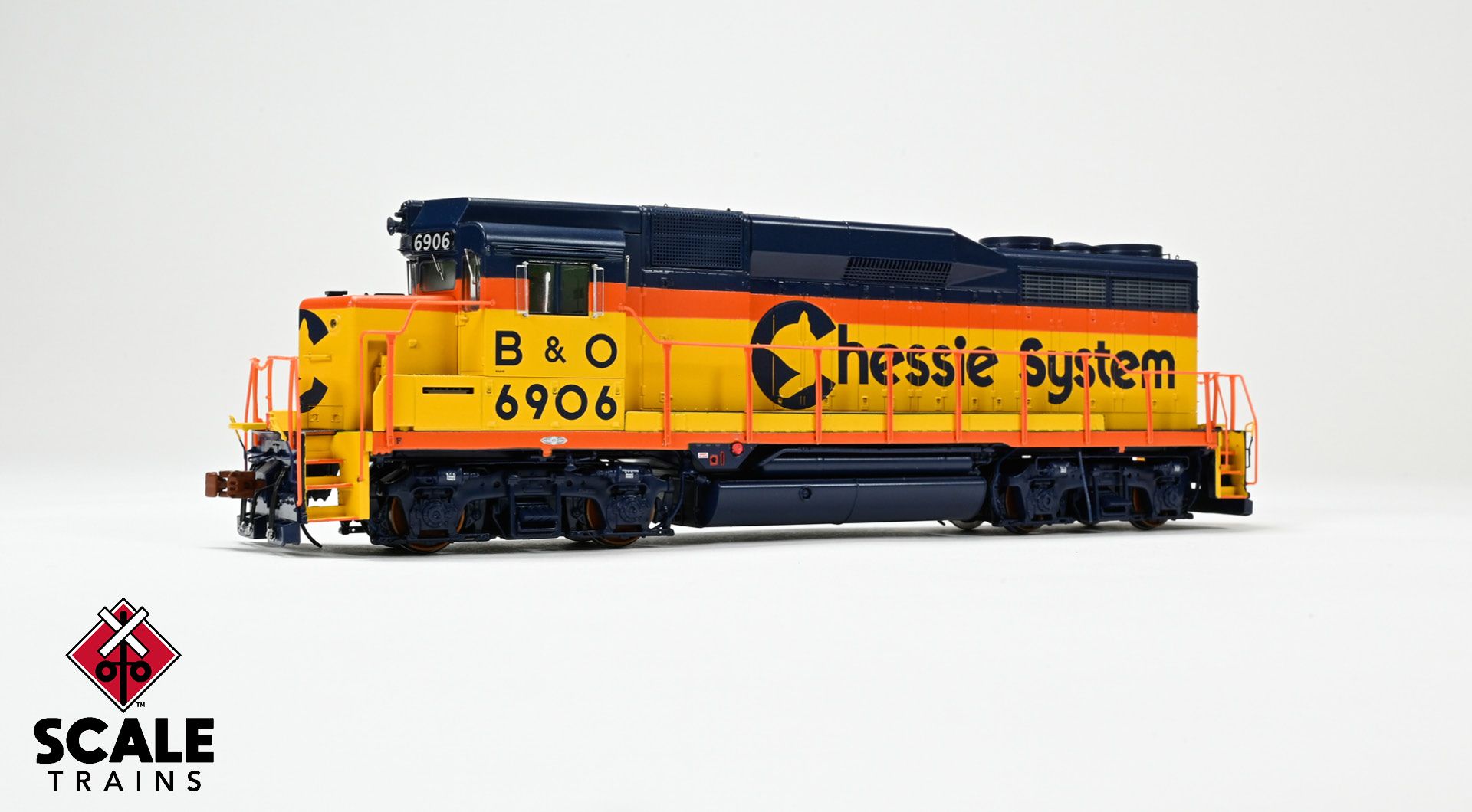 Rivet Counter HO Scale EMD GP30 Phase Id, Chessie System/B&O #6906 DCC & Sound