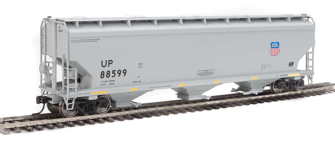 Walthers Mainline 60' NSC 5150 3-Bay Covered Hopper Union Pacific