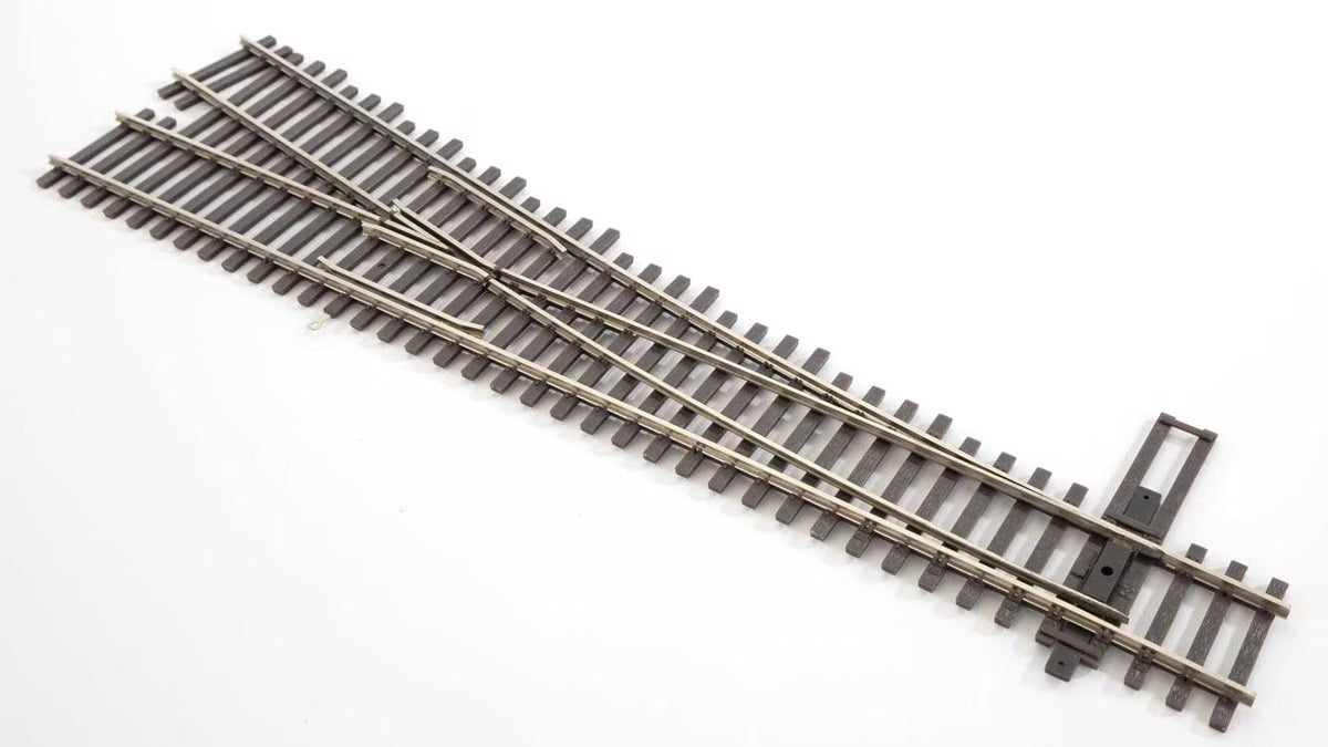 Walthers 948-83016 Ho Scale Code 83 #5 Right Hand Turnout