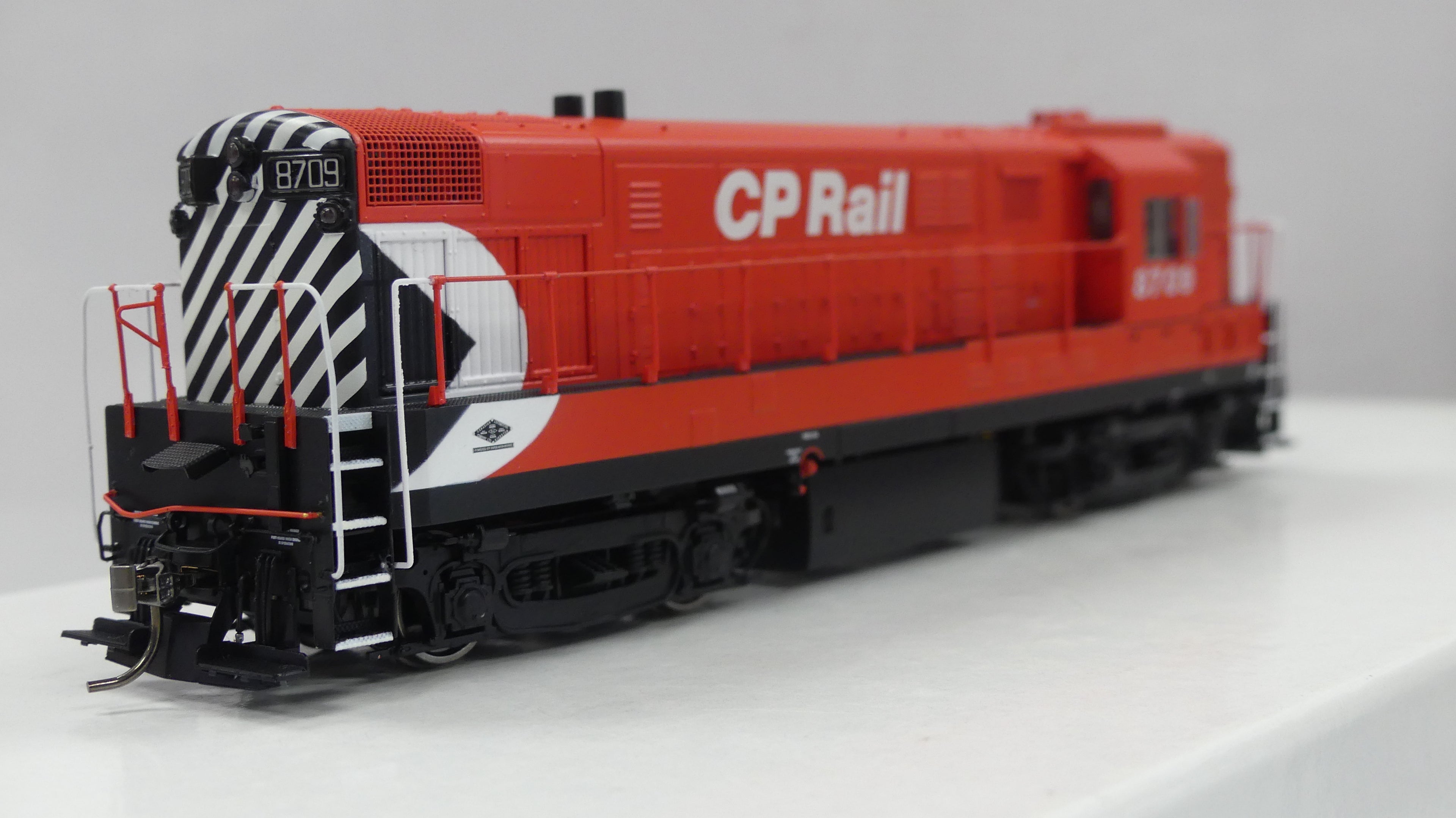Rapido Ho Scale Fairbanks Morse H16-44 CP Rail DCC & Sound * Final Sale*