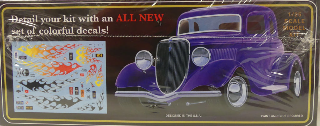 AMT 1934 FORD 5-WINDOW COUPE STREET ROD 1:25 SCALE MODEL KIT