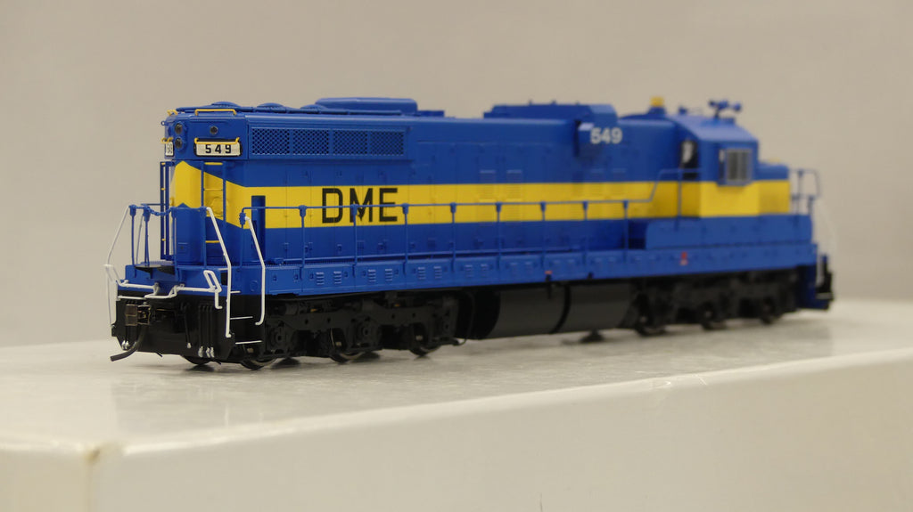 Rapido Ho Scale EMD SD10 Dakota, Minnesota & Eastern DCC & Sound