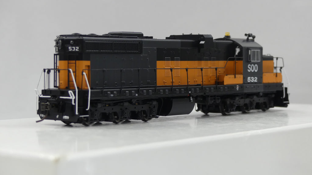 Rapido Ho Scale EMD SD10 Soo Line Ex Milw DCC & Sound