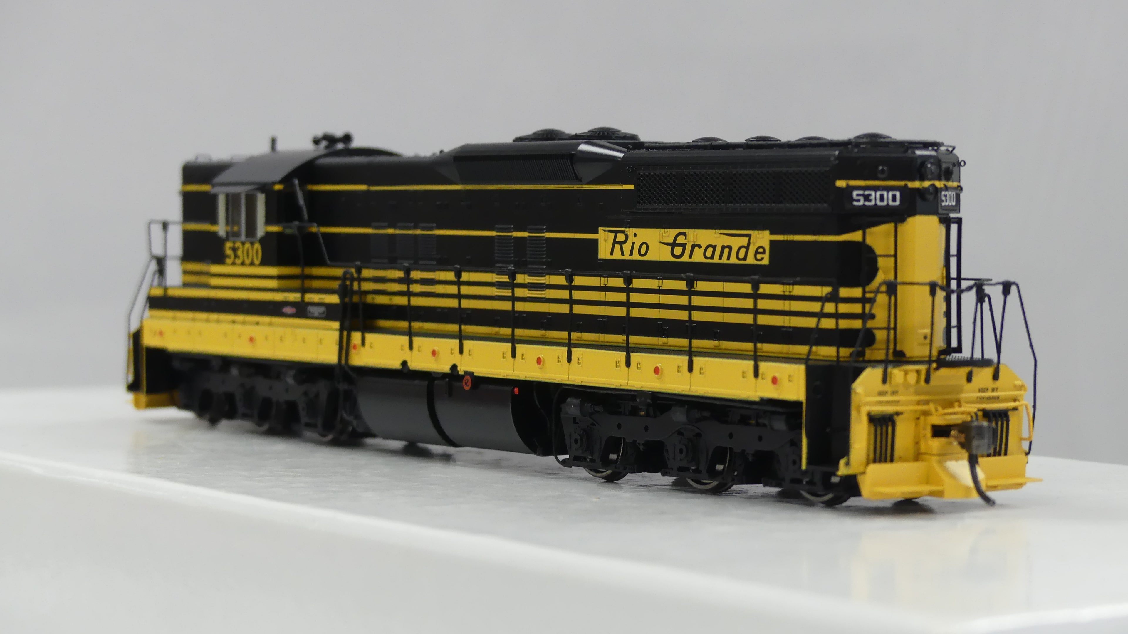 Rapido Ho Scale EMD SD7 Denver & Rio Grande Western DCC & Sound