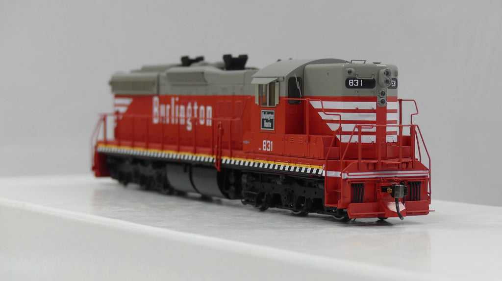 Rapido Ho Scale EMD SD9 Burlington (CB&Q) Striped Sill DCC & Sound