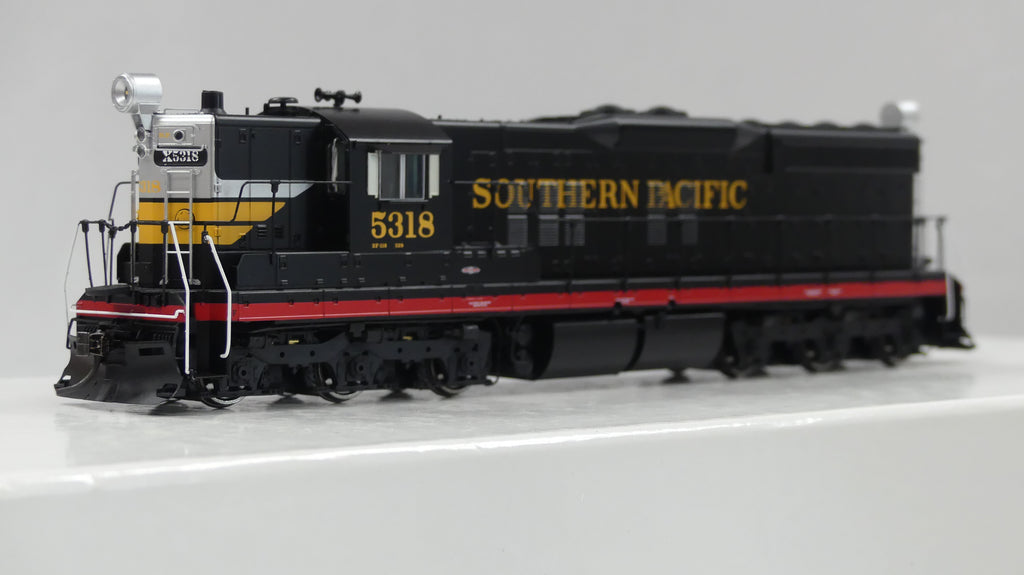 Rapido Ho Scale EMD SD7 Southern Pacific Black Widow Scheme (Yellow Font) #5318 DCC & Sound