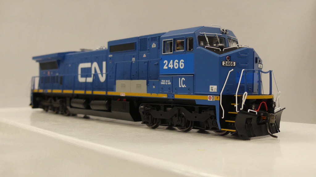 Atlas Ho Scale Dash 8-40CM CN #2466 DCC & Sound