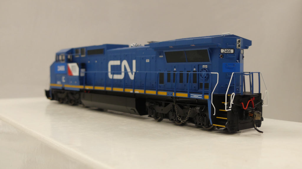 Atlas Ho Scale Dash 8-40CM CN #2466 DCC & Sound