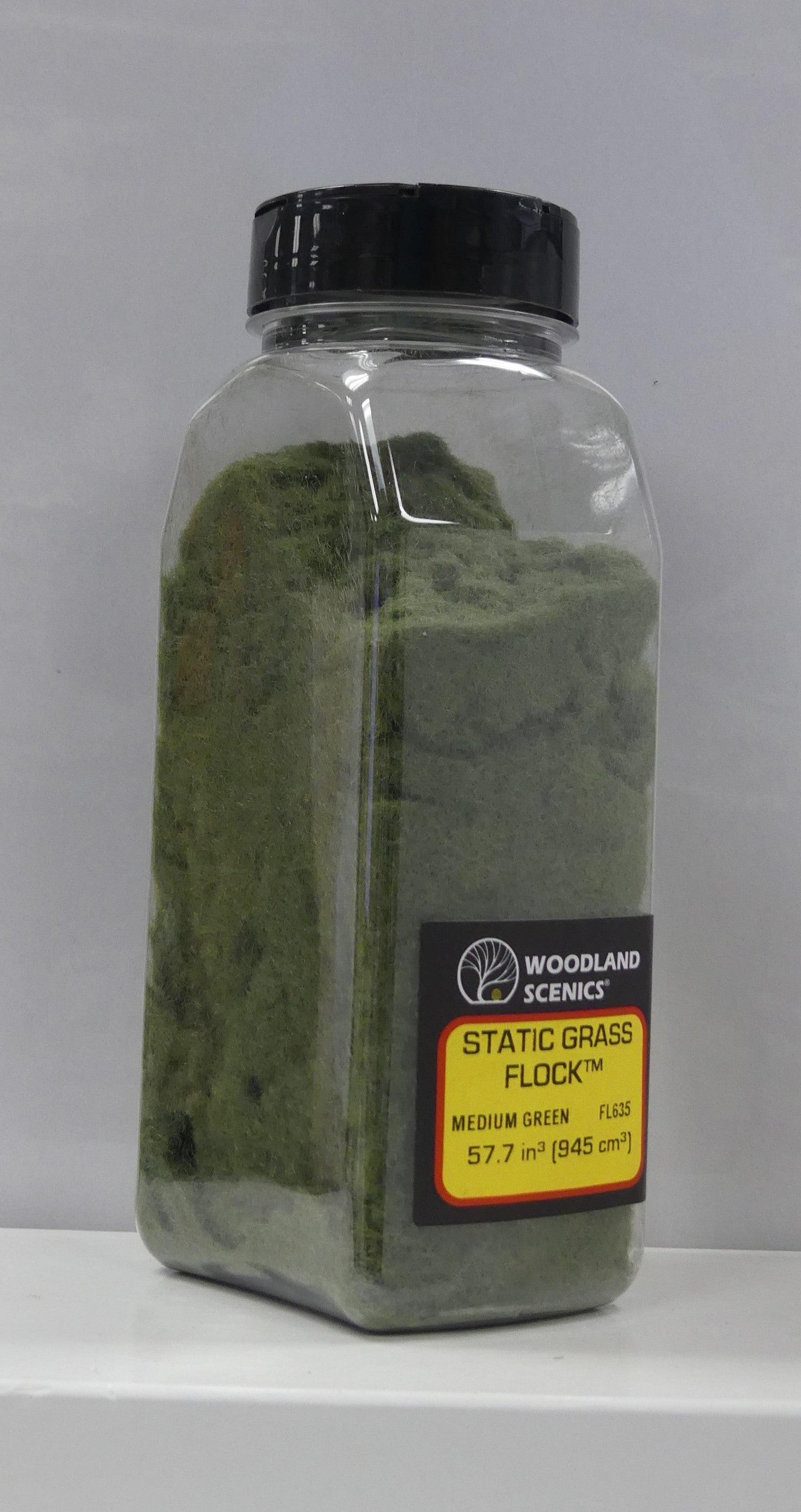Woodland Scenics Static Grass Flock Shaker - 32oz - Medium Green